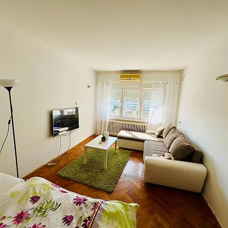 Apartamento Mia Novi Sad